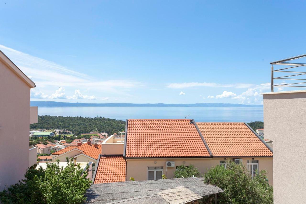 Apartments Dora Makarska Esterno foto
