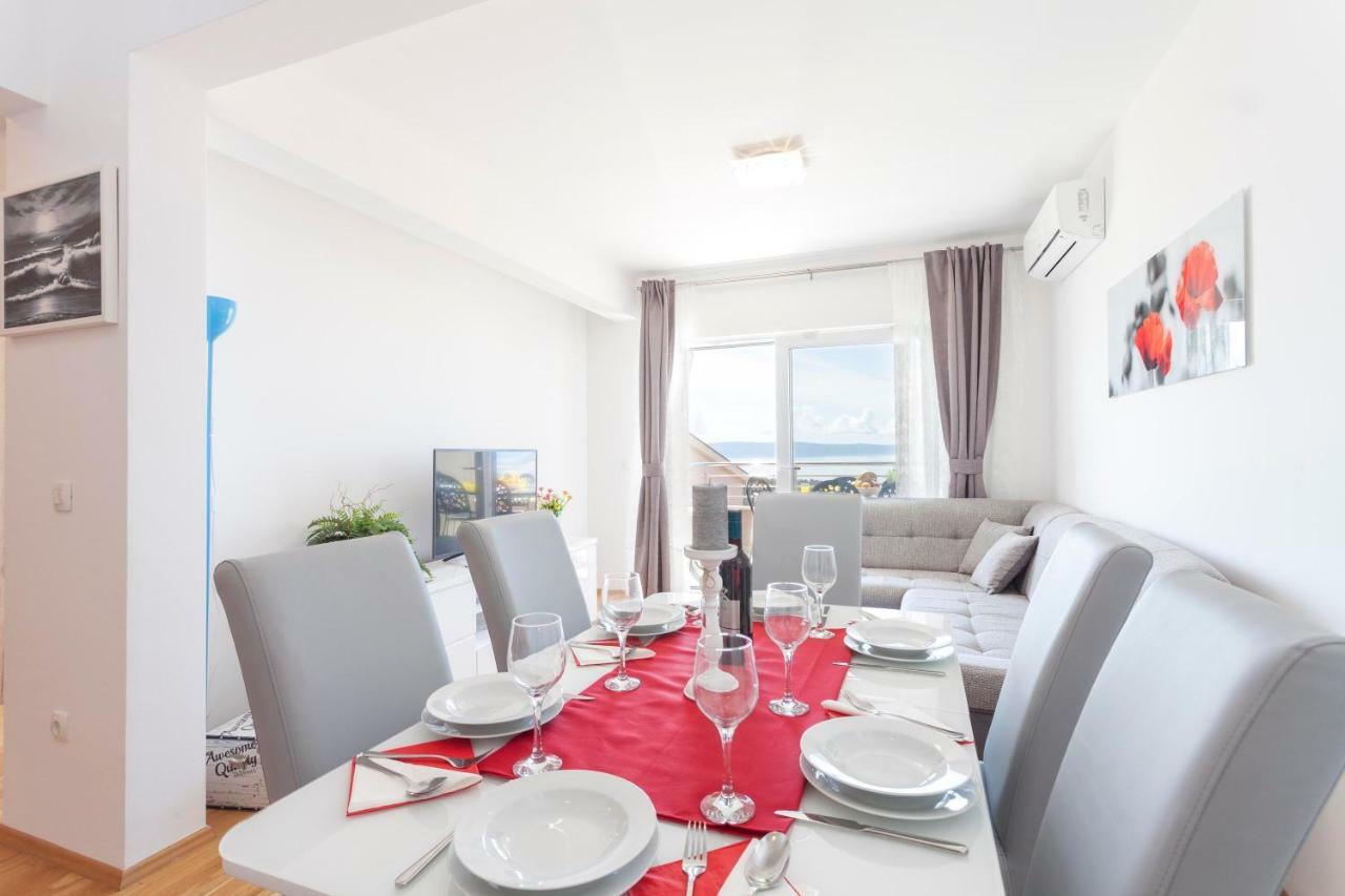 Apartments Dora Makarska Esterno foto